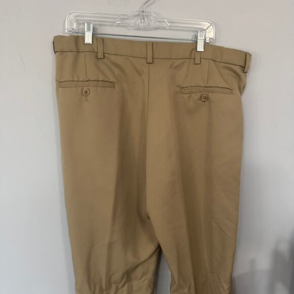 Haggar Clothing Tan Dress Slacks Pants Men's Size 38 W x 32 L 100% Polyester - Picture 9 of 9